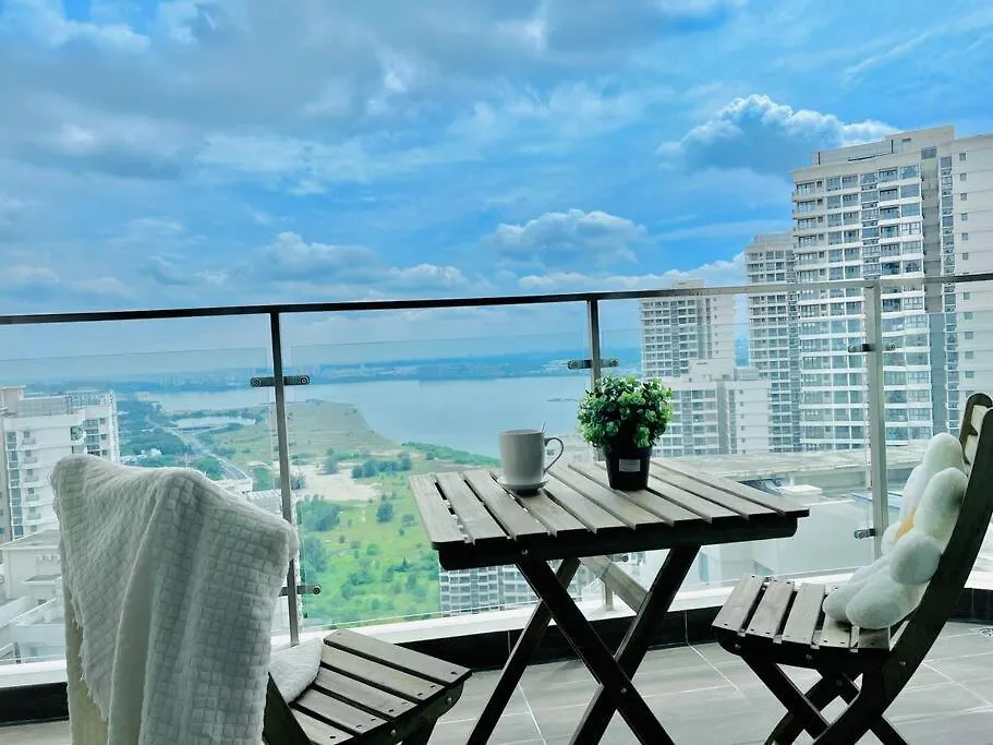 Country Garden Danga Bay Lovell By R9 Homestay Johor Bahru Apartment